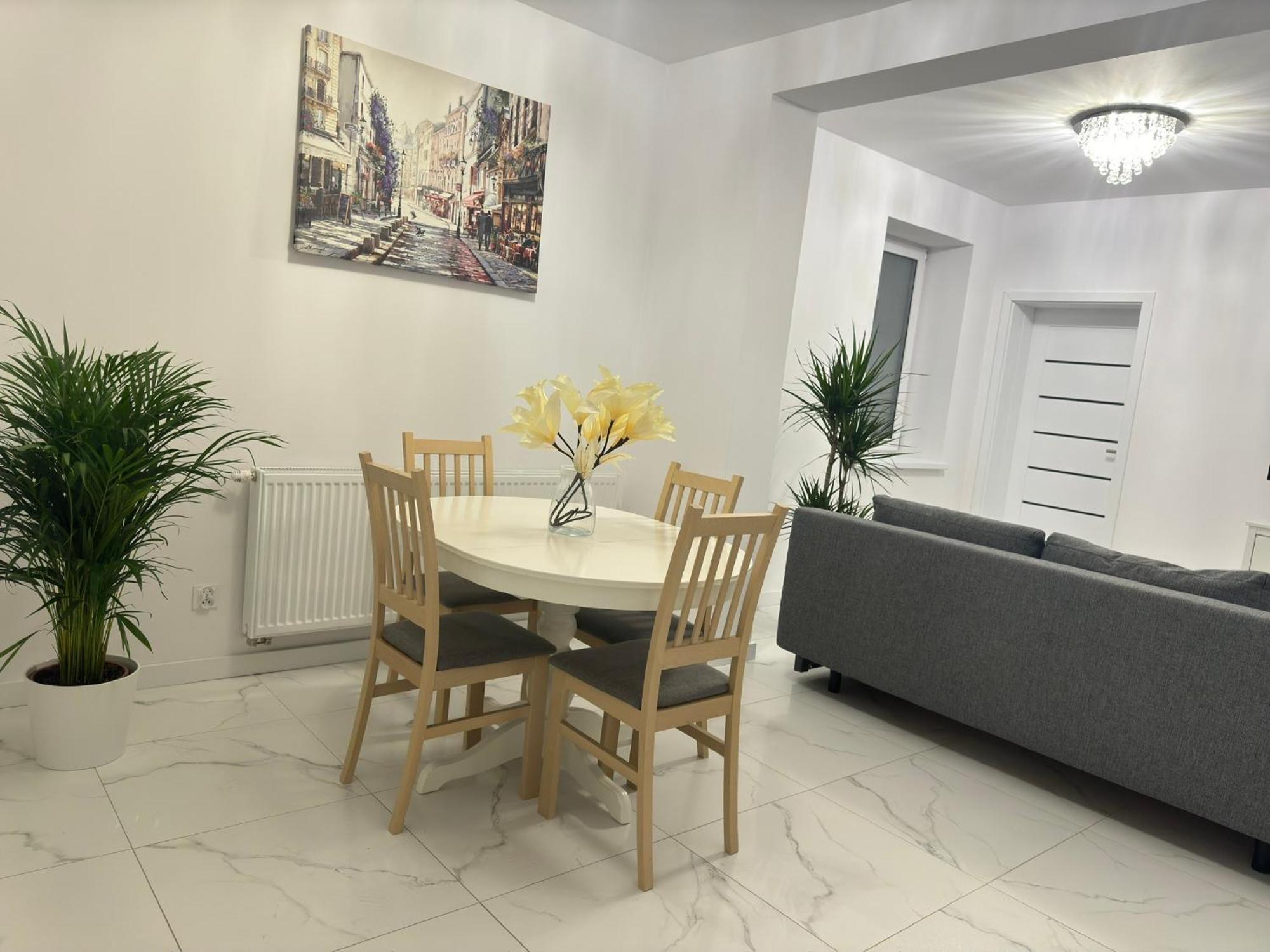 Apartament Grojec Exterior photo