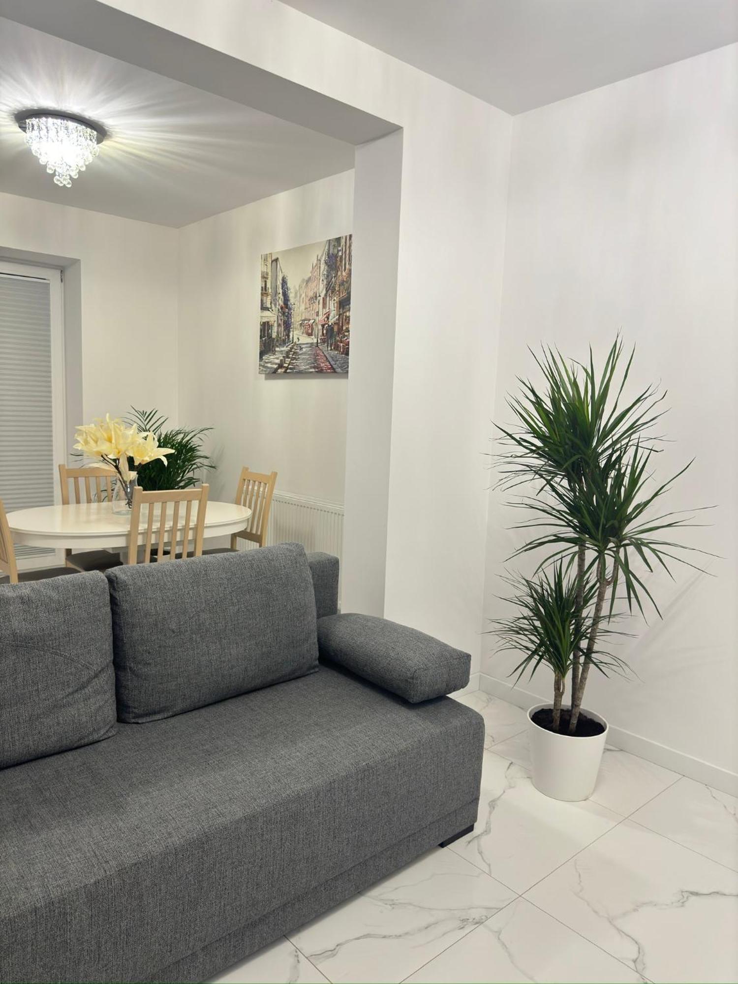 Apartament Grojec Exterior photo